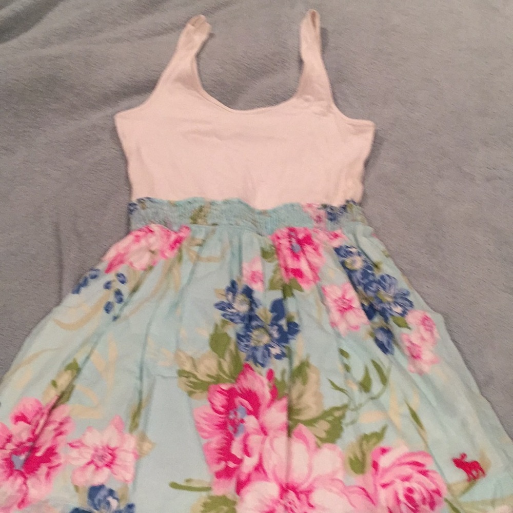 Abercrombie and Fitch dress size medium